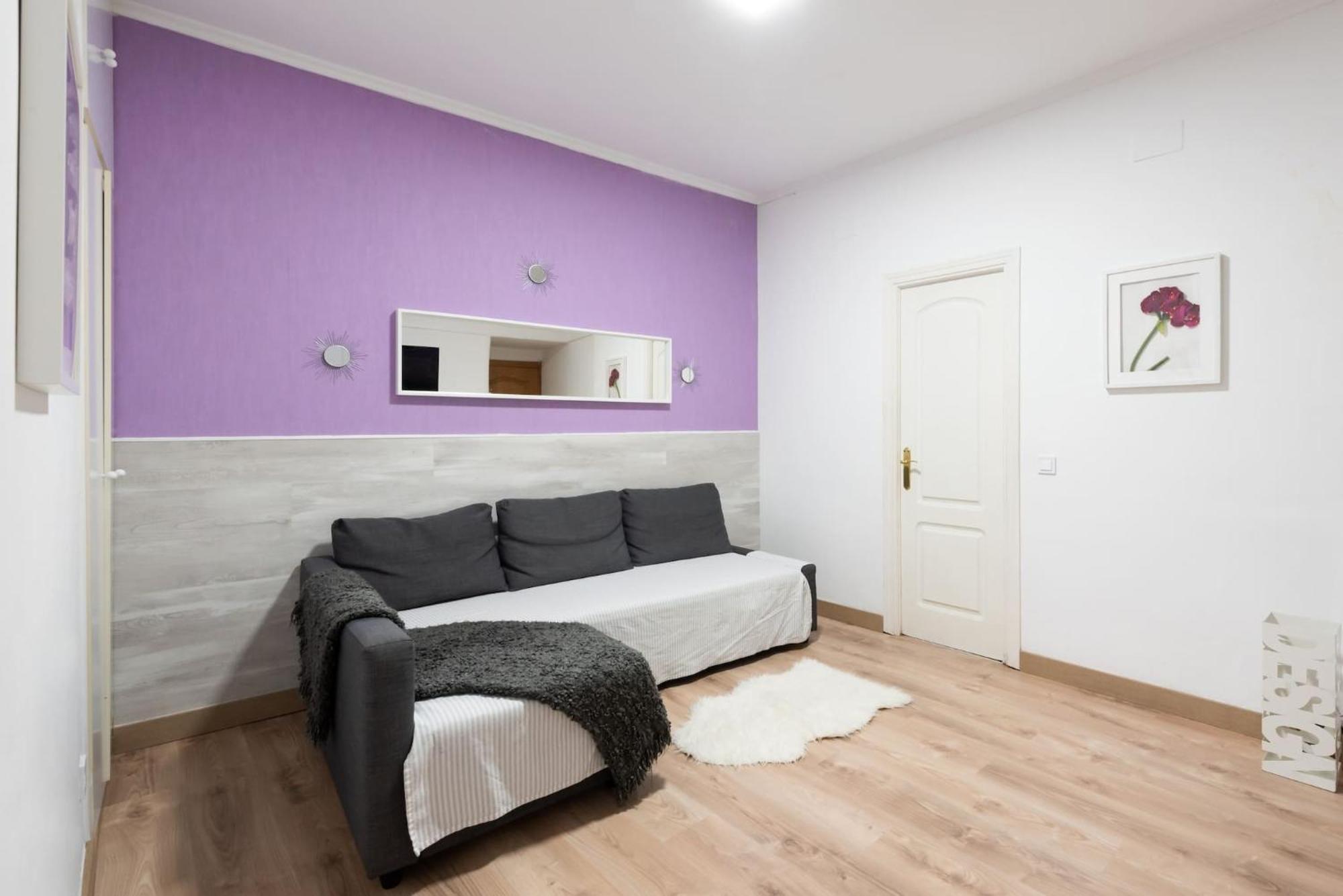 Apartamentos Day Madrid Luna Centro Gran Via Sol Malasana Buitenkant foto